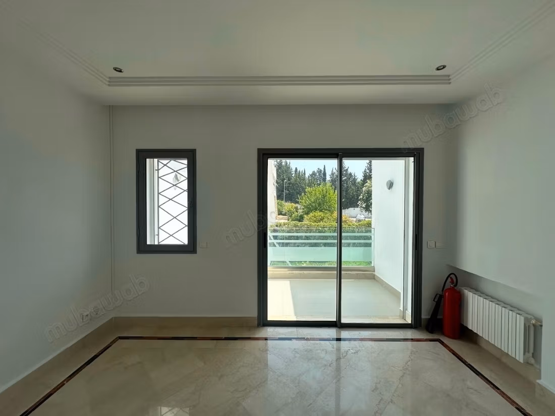 À louer superbe villa à El Menzah 1