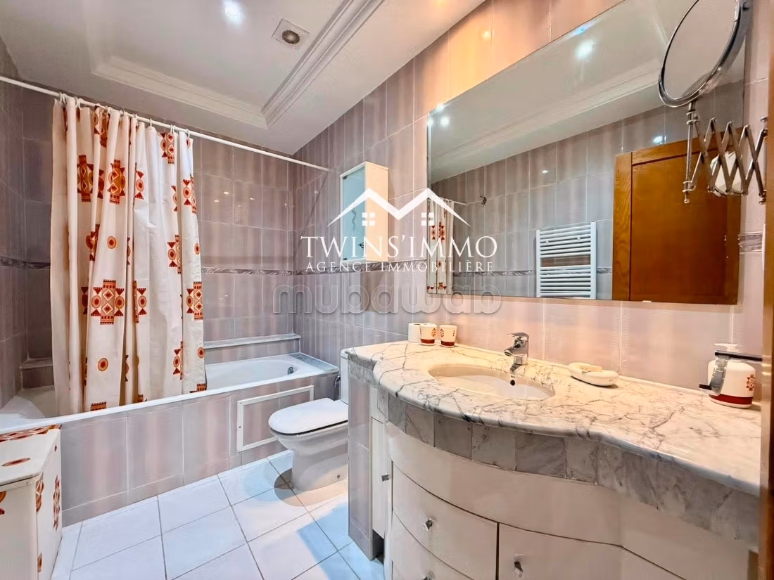 Duplex S3 vuoto o arredato a Sidi Daoud