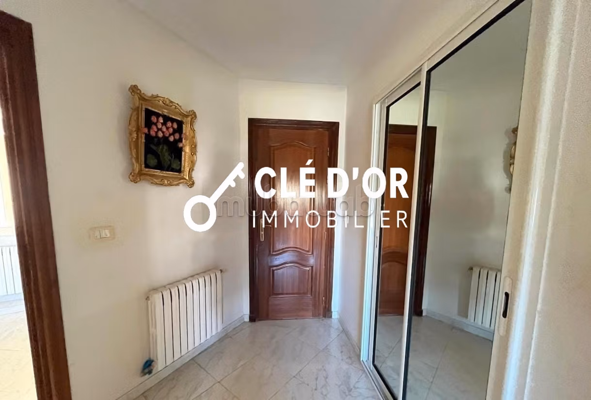 Villa S7 in vendita ad Ain Zaghouan Nord