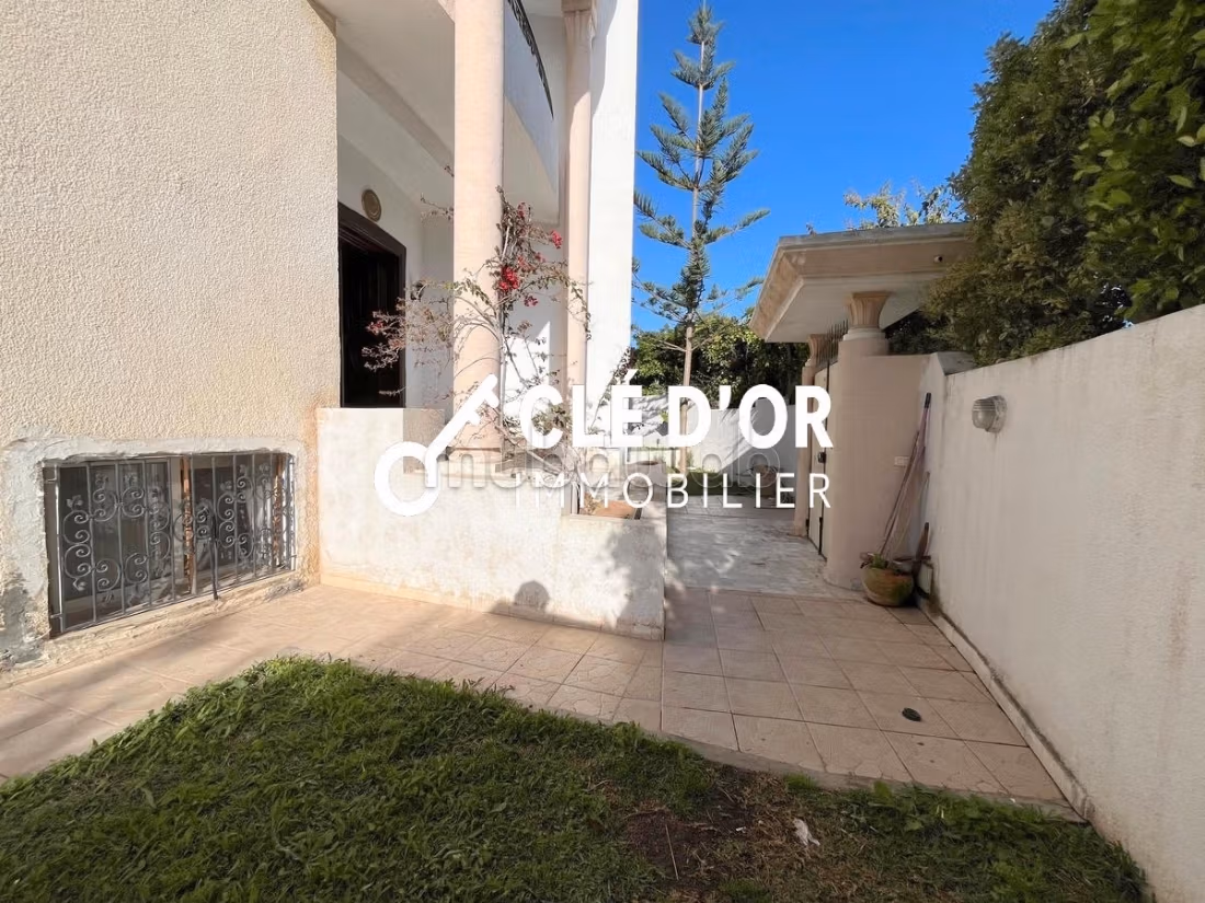 Villa S7 in vendita ad Ain Zaghouan Nord