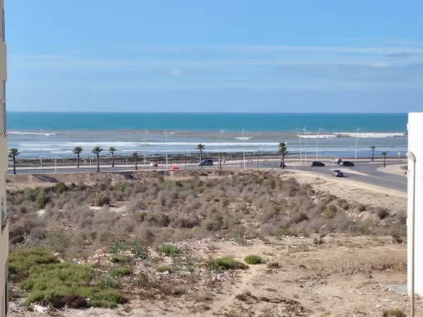 Location journalière beau apparten face de la mer