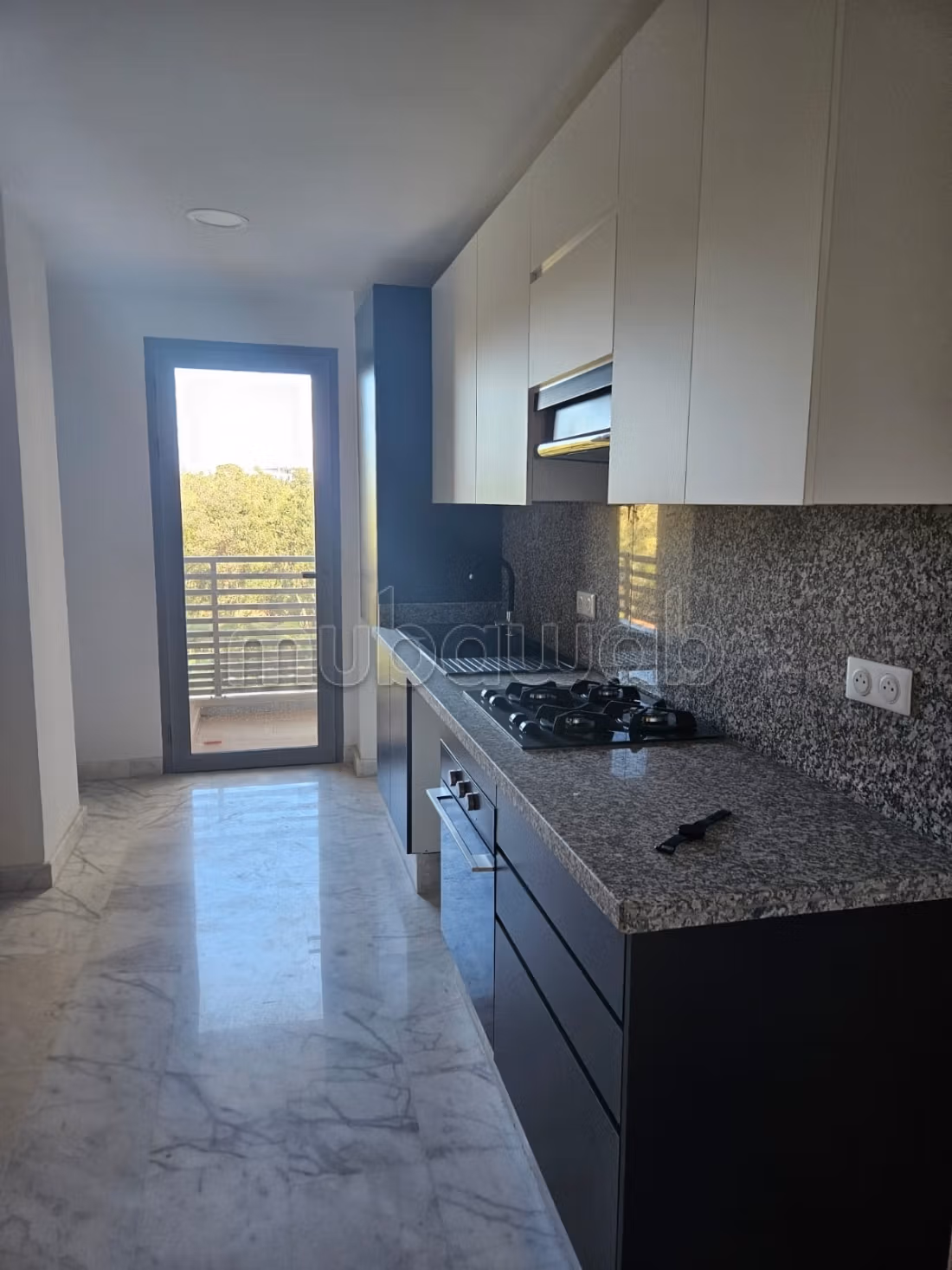Bellissimo appartamento in affitto a Casablanca Finance City. 2 camere da letto. Doppio vetro e riscaldamento centrale