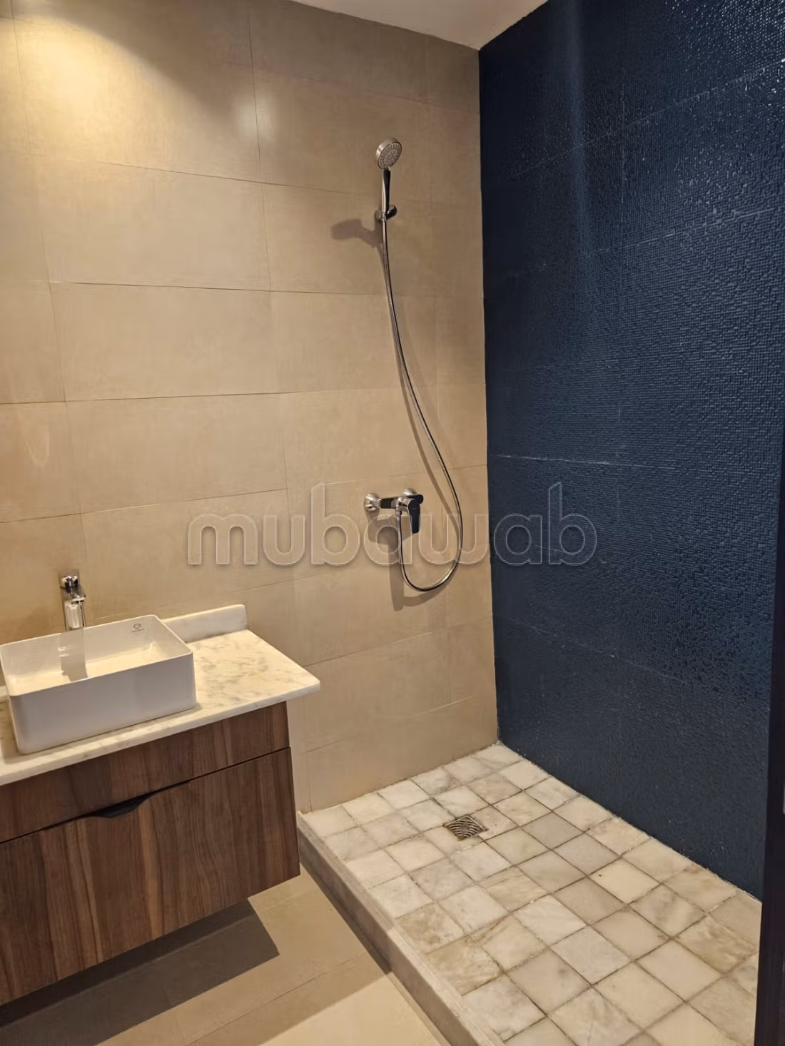 Bellissimo appartamento in affitto a Casablanca Finance City. 2 camere da letto. Doppio vetro e riscaldamento centrale