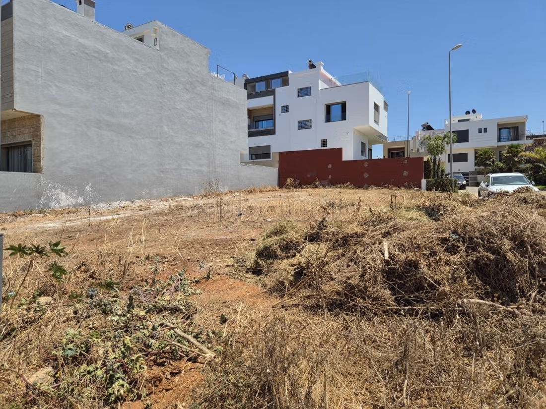 Perceel Villa van 354m², 200m van Plage Princesse