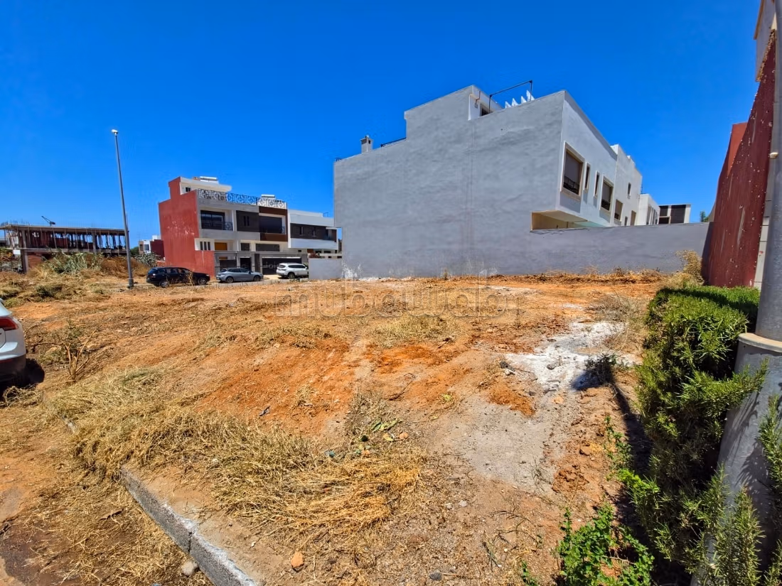Perceel Villa van 354m², 200m van Plage Princesse
