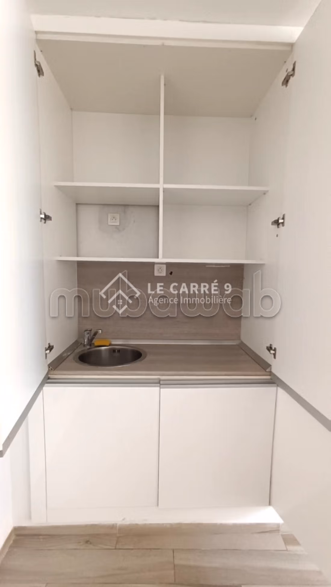 Bureaux a vendre au lac 2