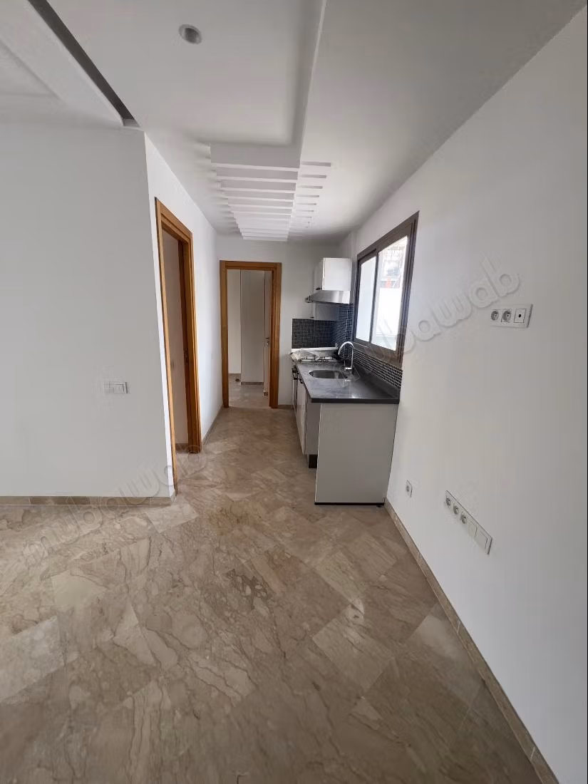 Location of empty two bedroom new palm apartment