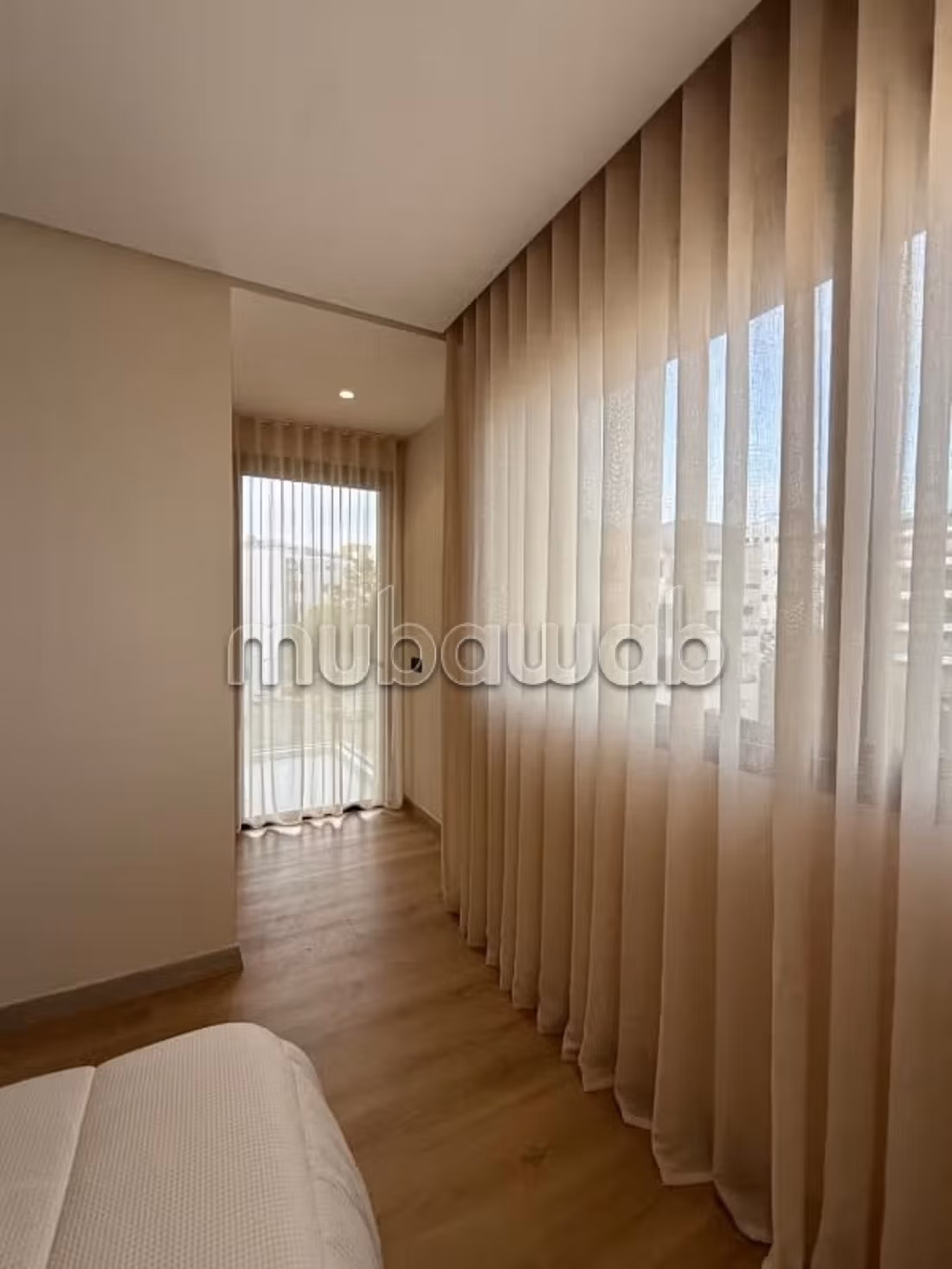 Appartamento arredato nuovo a Hay Riad