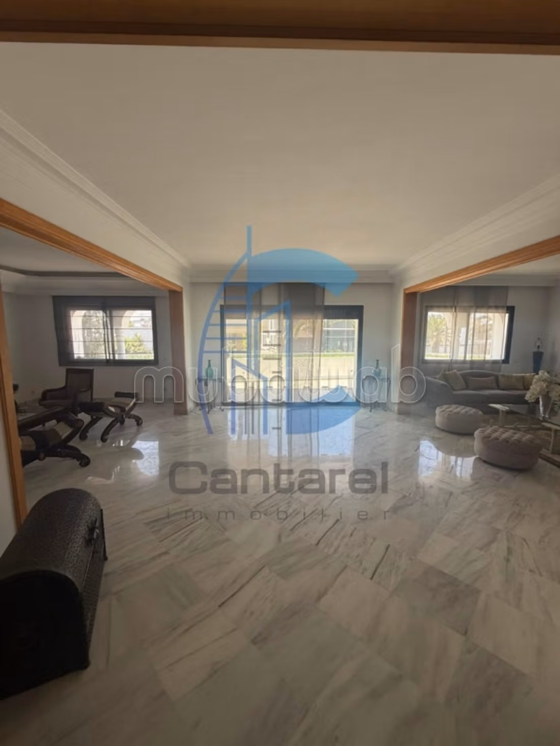 Spacious Apartment Location Gandhi