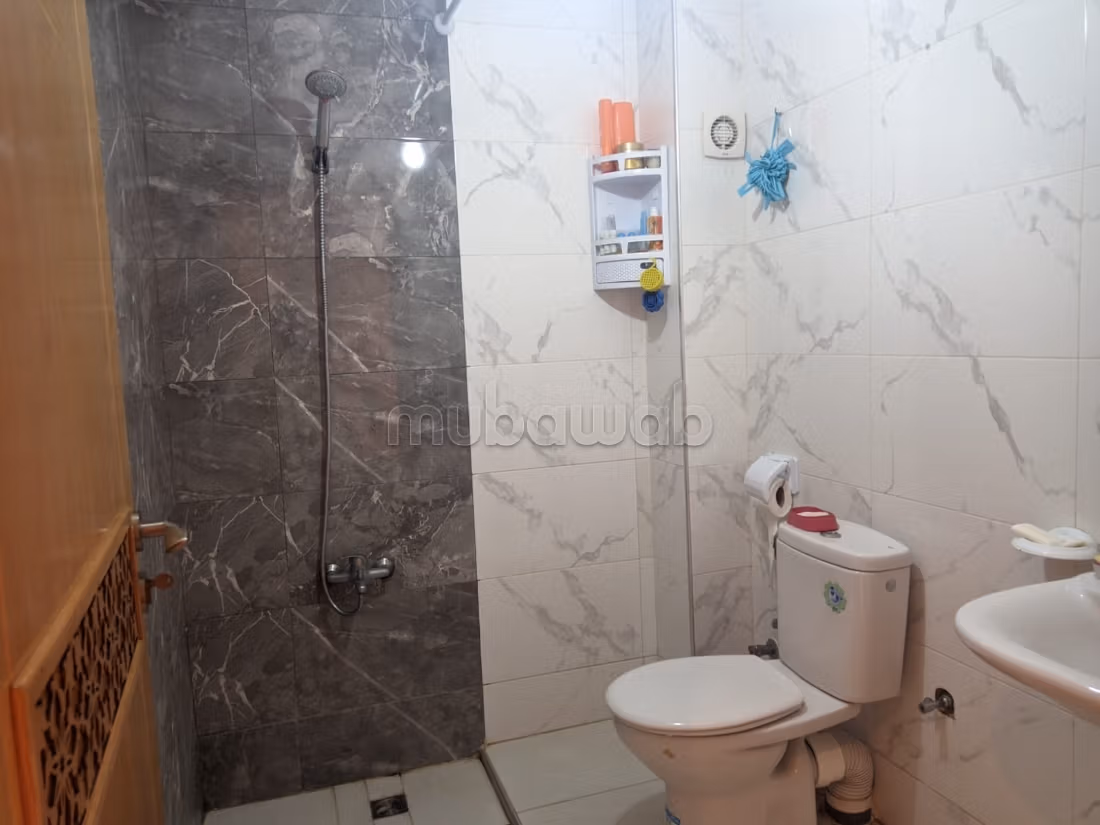 Appartement en vente à Martil. 2 belles chambres. Bien meublé