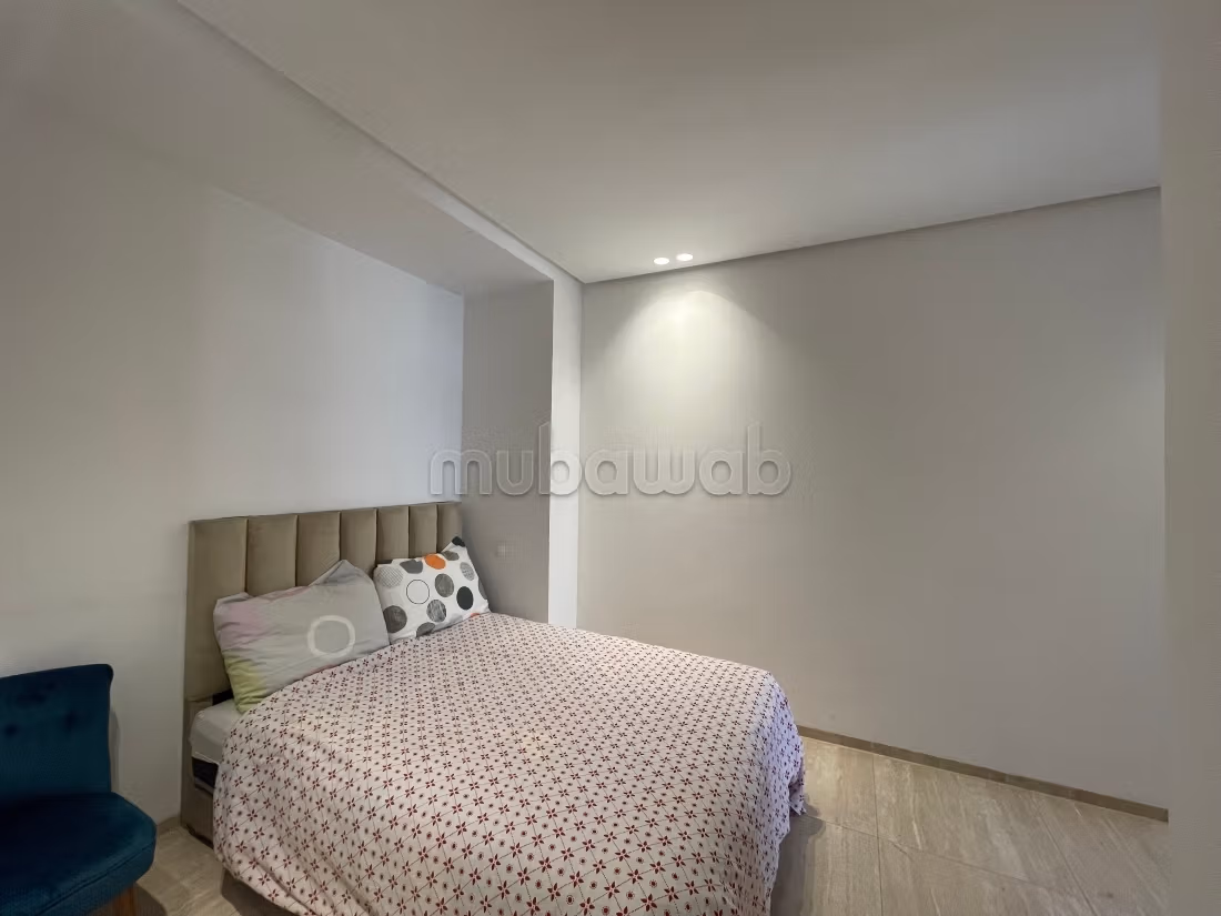 Apartments for rent in Guéliz. Total area 82 m². Satellite system and secure residence
