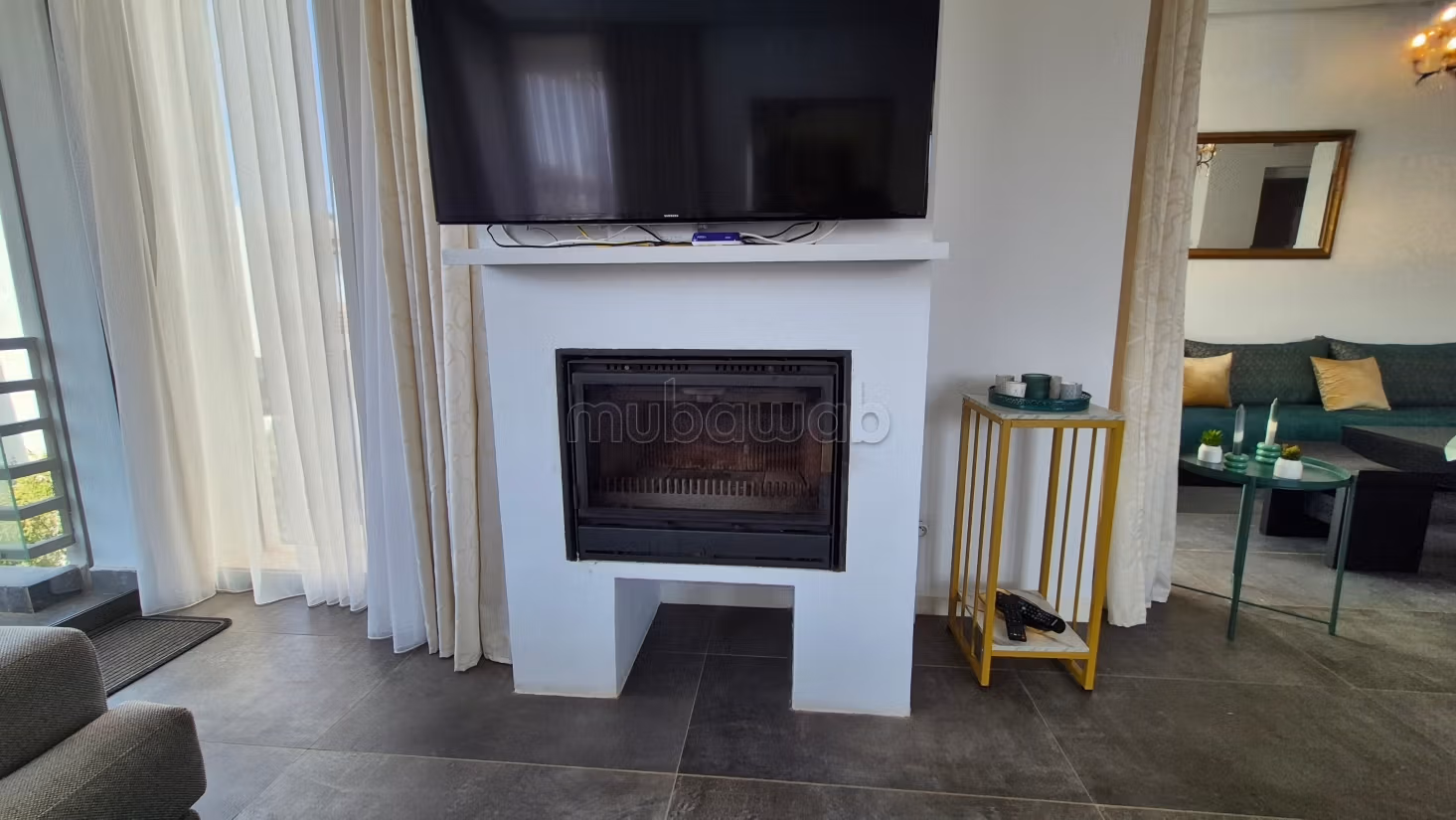 Appartamento arredato con vista mare
