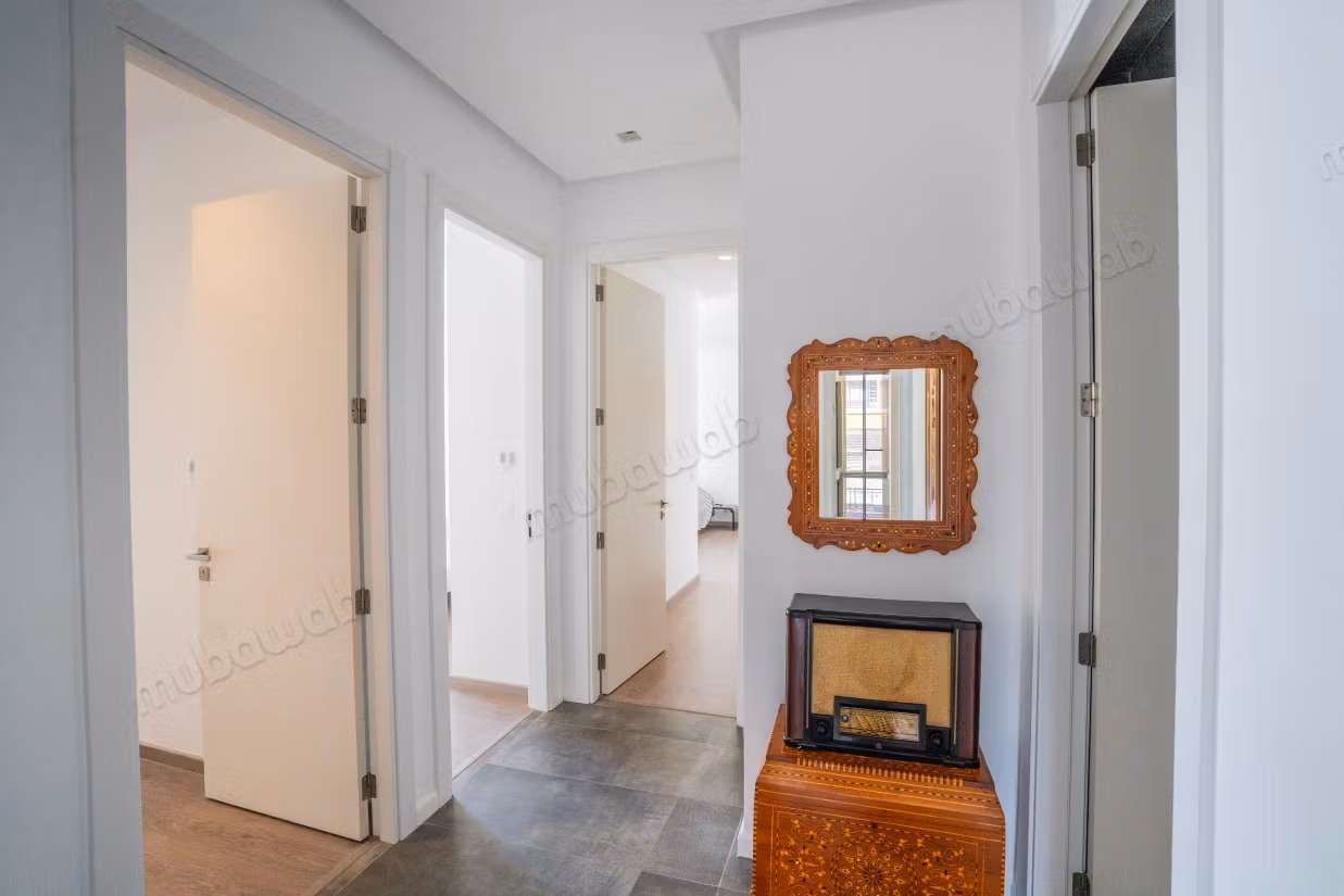 Gemeubileerd appartement met zeezicht