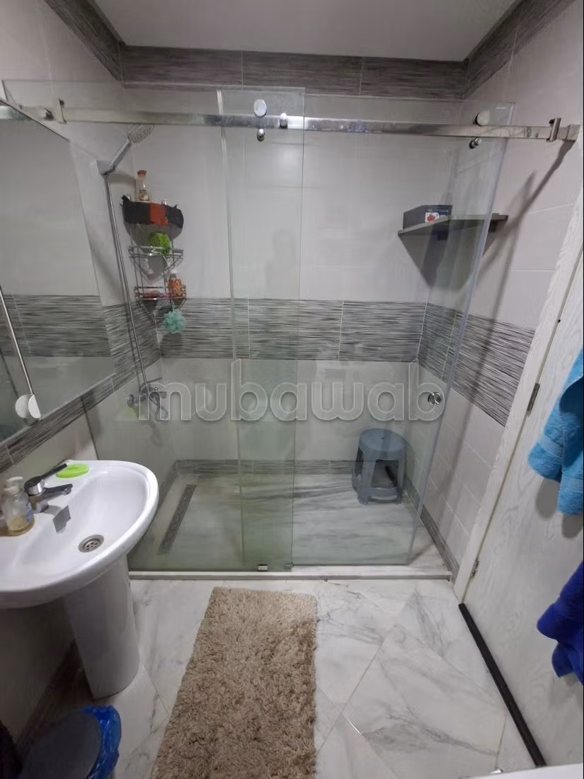 Appartement te koop in Martil. 2 slaapkamers. Goed ingericht