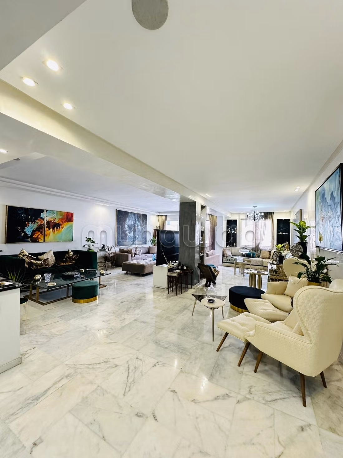 À vendre – racine – spacieux appartement de 247 m²