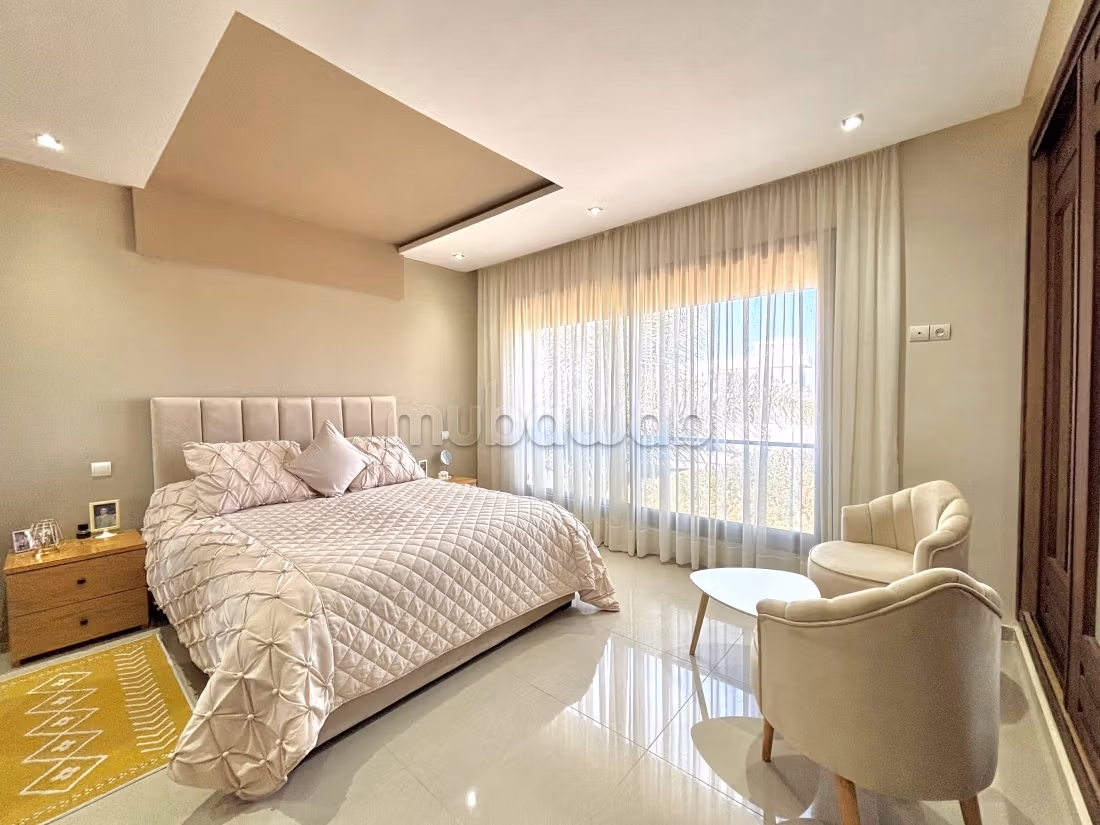 4 Bedroom Villa with Pool in Tamaris, Renovated