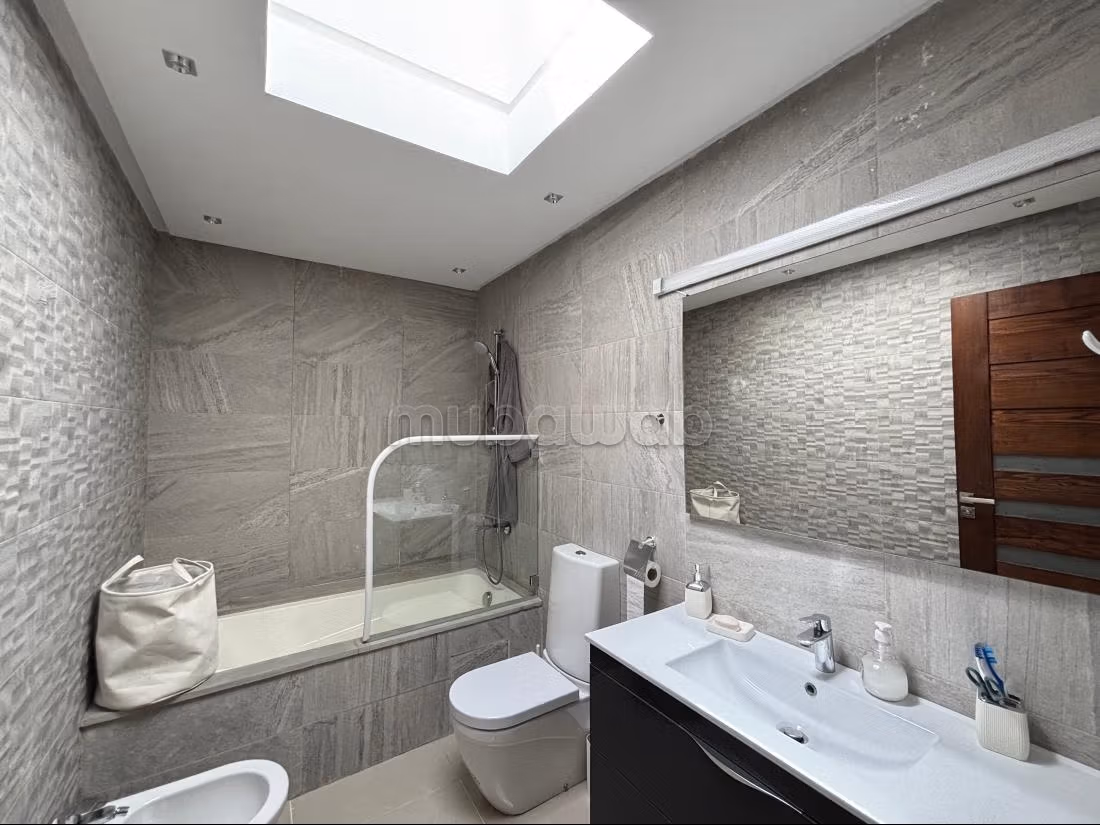 4 Bedroom Villa with Pool in Tamaris, Renovated
