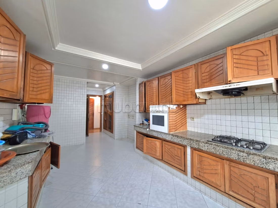 Appartement 285 m² à Triangle d'Or — 18