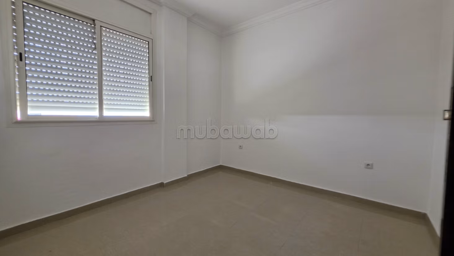 Appartamento con 2 camere da letto e balcone