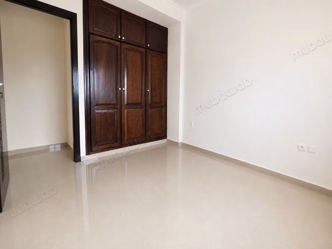 Appartement lumineux de 76 m², Double façade, Wifak