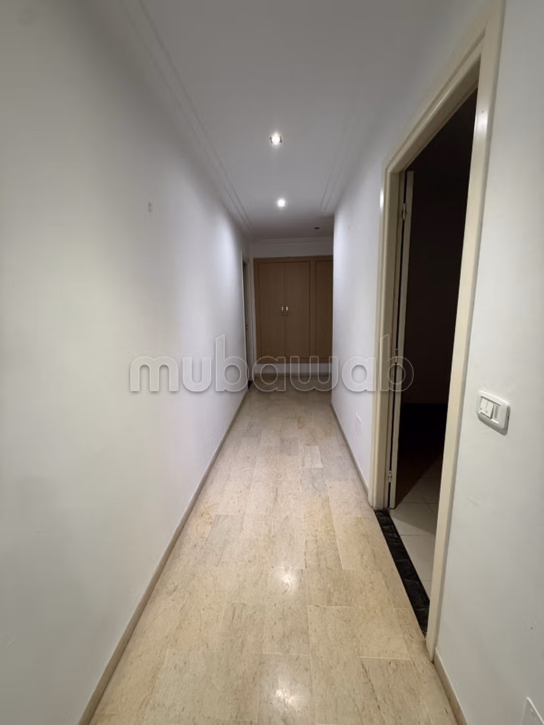 Appartamento S2 di alta classe in affitto nel quartiere Nkhilet