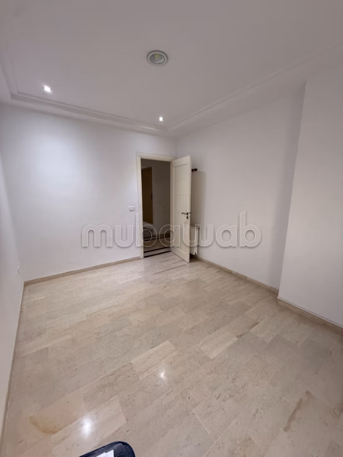 Appartamento S2 di alta classe in affitto nel quartiere Nkhilet
