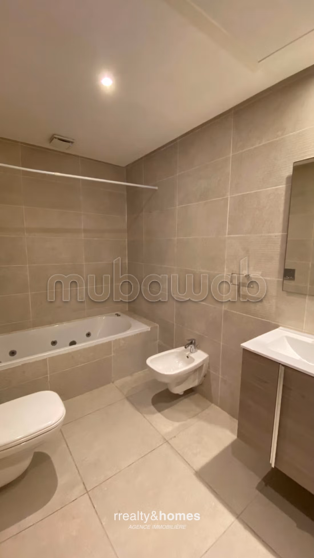 Unfurnished apartment for rent Hay Riad, Rabat