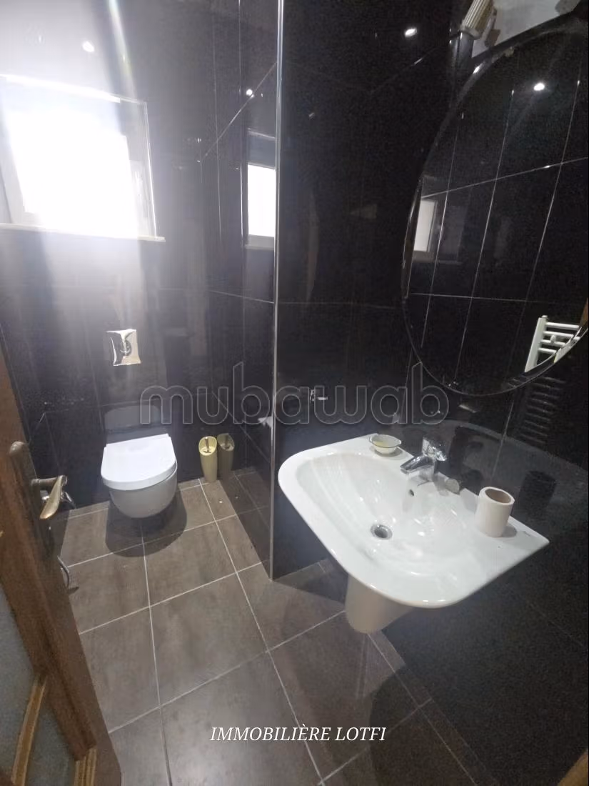Location villa de haut standing à Sidi Bousaid. Surface totale 400 m². Piscine, climatisation