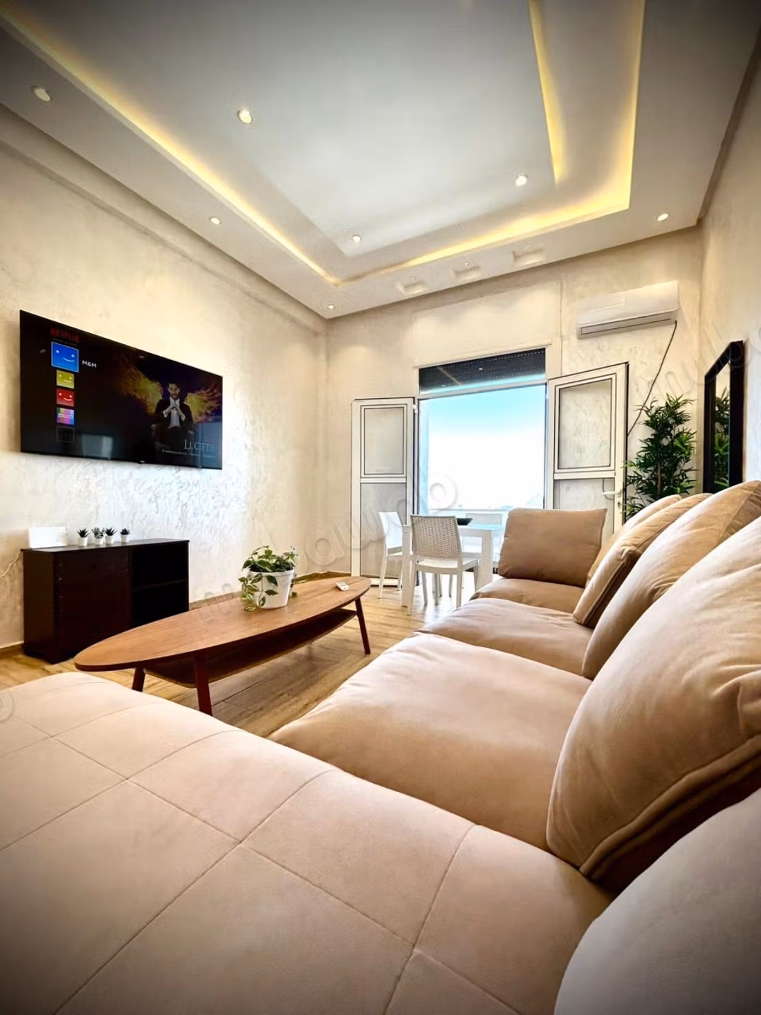 In affitto – Superbo appartamento in stile Art Déco arredato con terrazza panoramica sulla Medina di Rabat