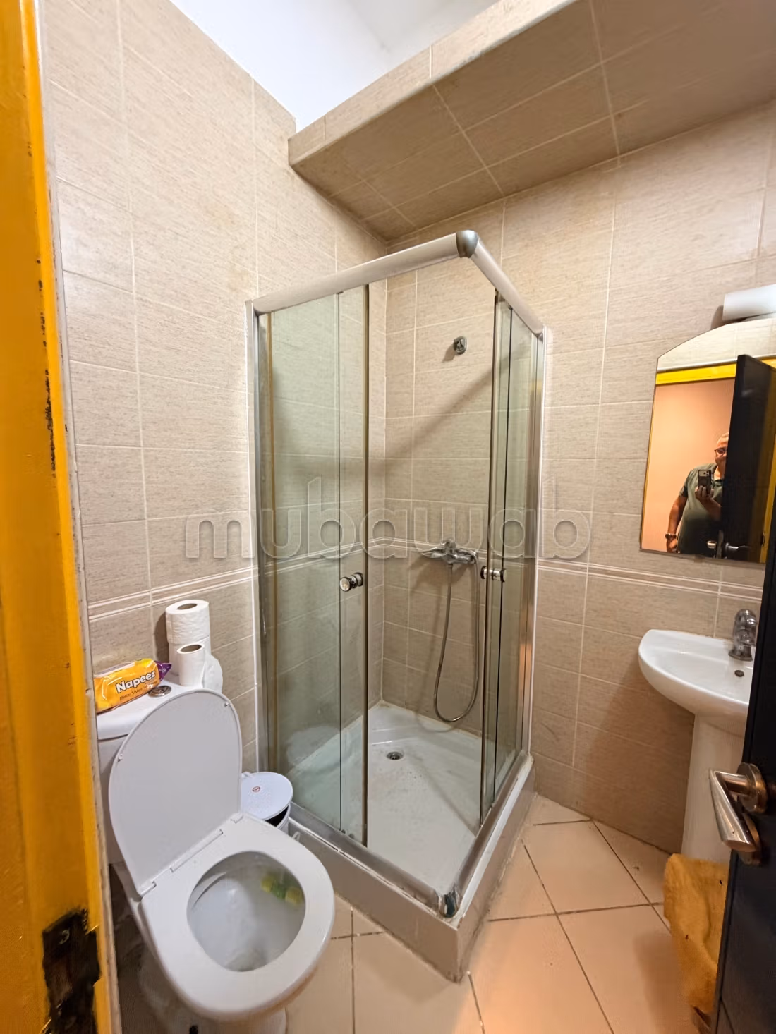 Appartement 1 chambre
Idéal activité professionnelle — 2
