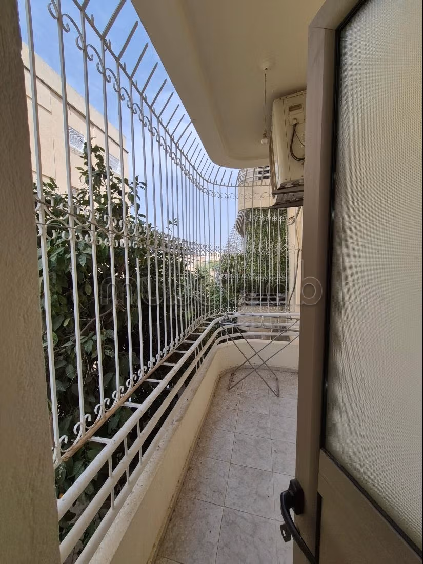 Bellissimo appartamento in affitto a Nouvelle Ville. Superficie di 100 m². Arredato