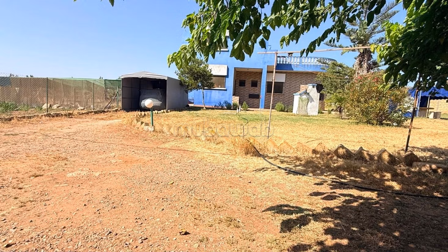 Magnifieke volledig uitgeruste boerderij van 2 hectare te koop