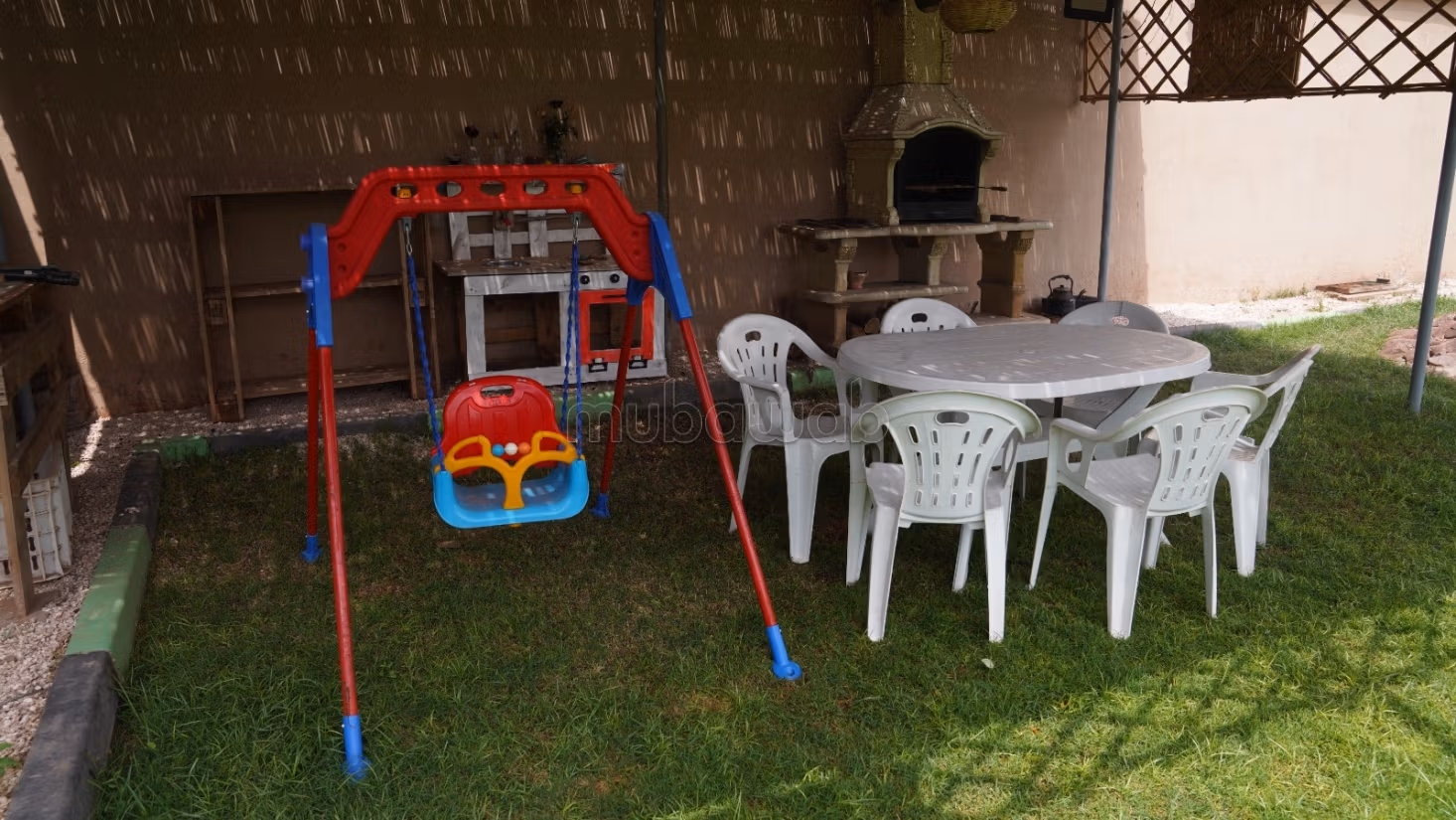 Finca formidable con piscina en venta en Issen