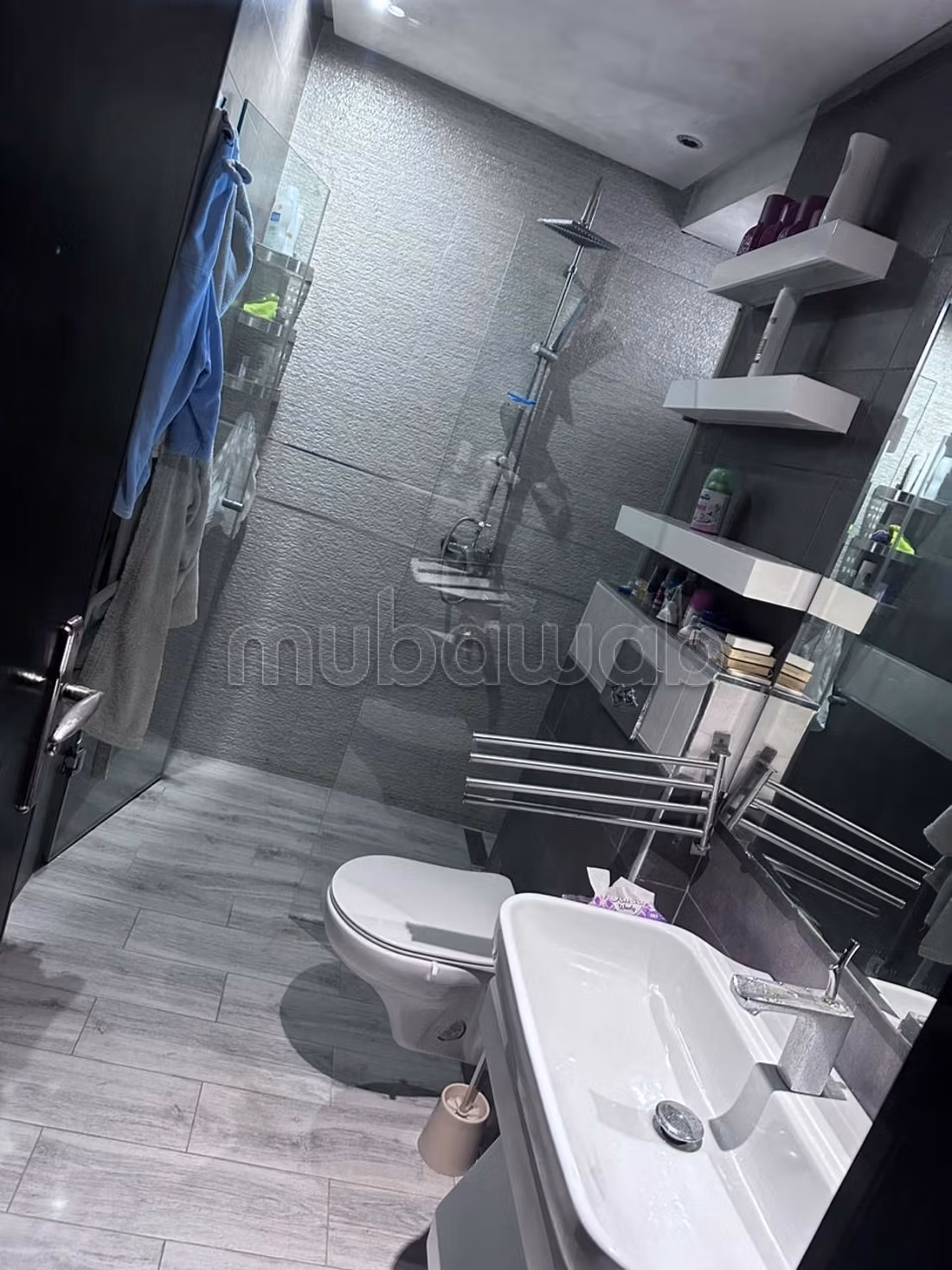 Vend appartement à Oulfa.
2 chambres agréables.
Avec garage et ascenseur — 6