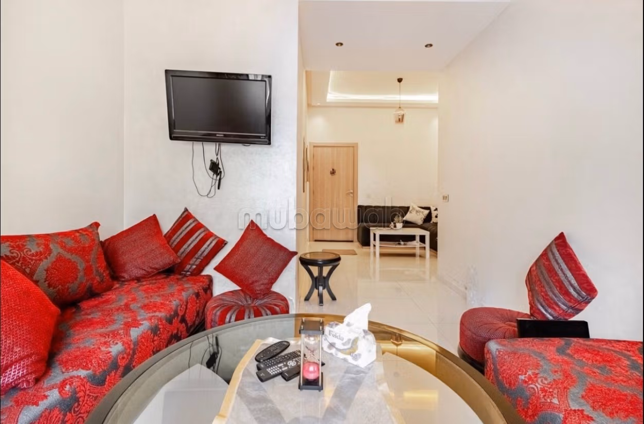 Affitta questo appartamento a El Mansouria. Superficie totale 80 m². Arredato