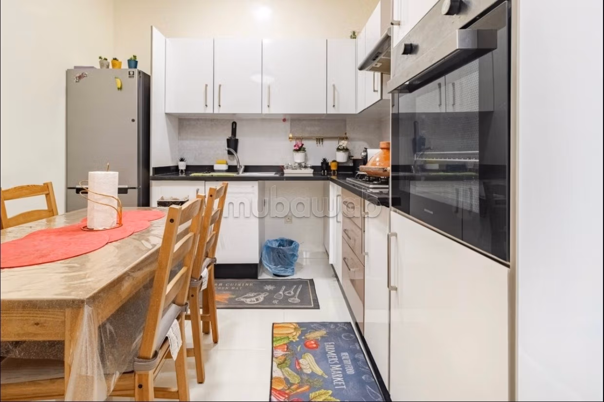 Affitta questo appartamento a El Mansouria. Superficie totale 80 m². Arredato