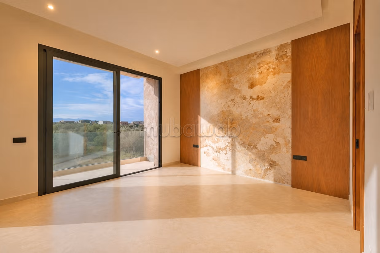 Villa moderne en 3 niveaux, 5 chambres