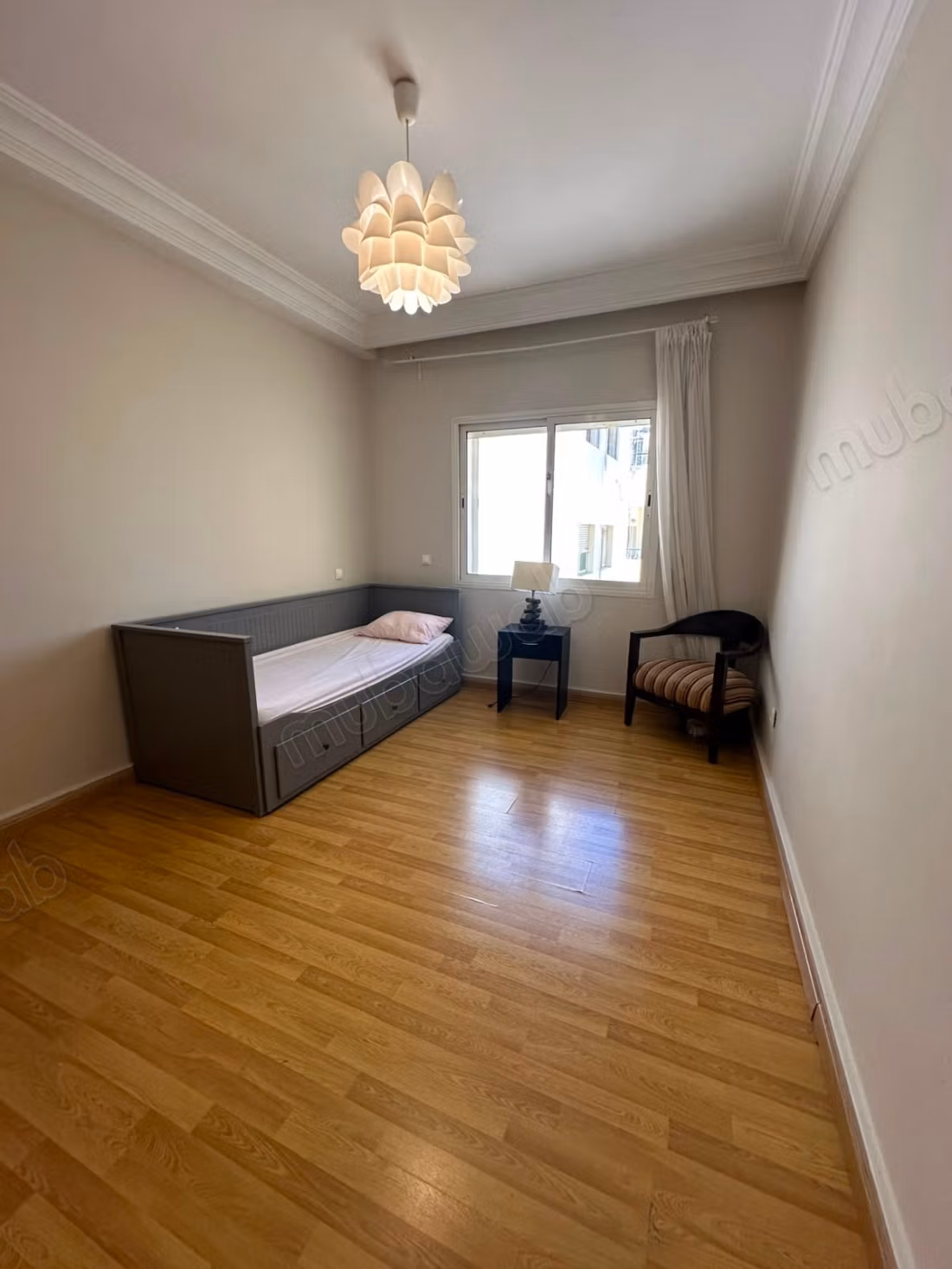 Appartement racine 
3 chambre meuble