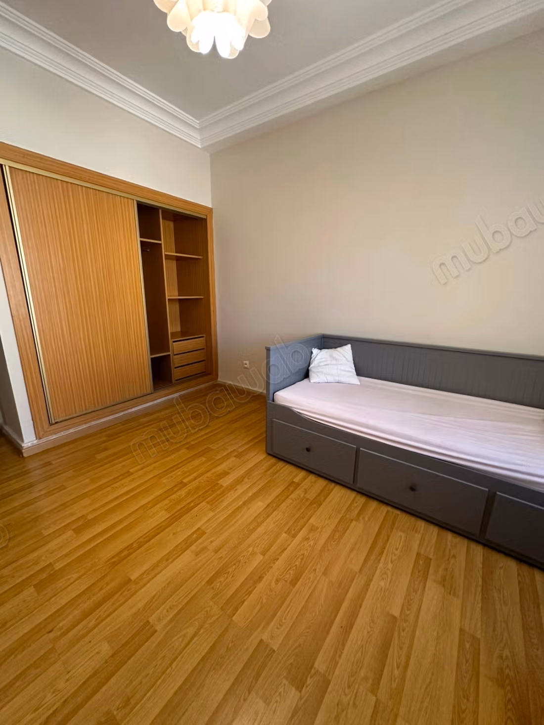 Appartement racine 
3 chambre meuble