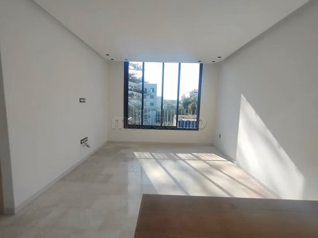 Empty apartment 64m² Palmier 7300 Dh