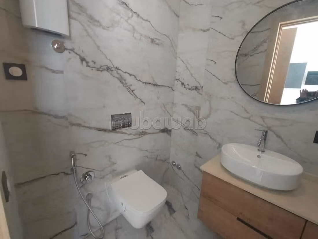 Empty apartment 64m² Palmier 7300 Dh