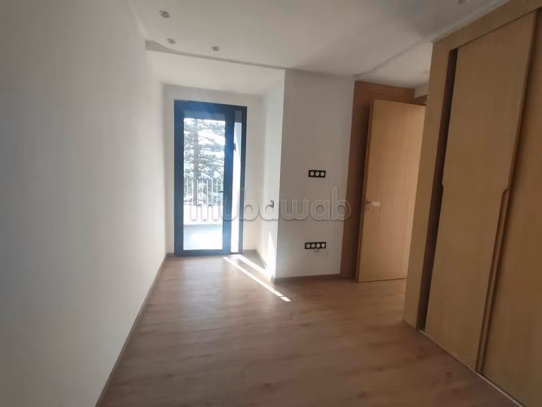Empty apartment 64m² Palmier 7300 Dh