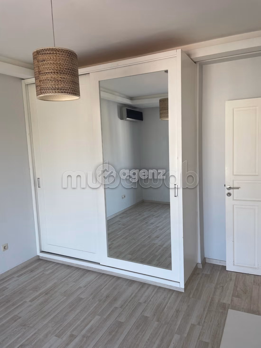Appartement 153 m² f Riviera — 14