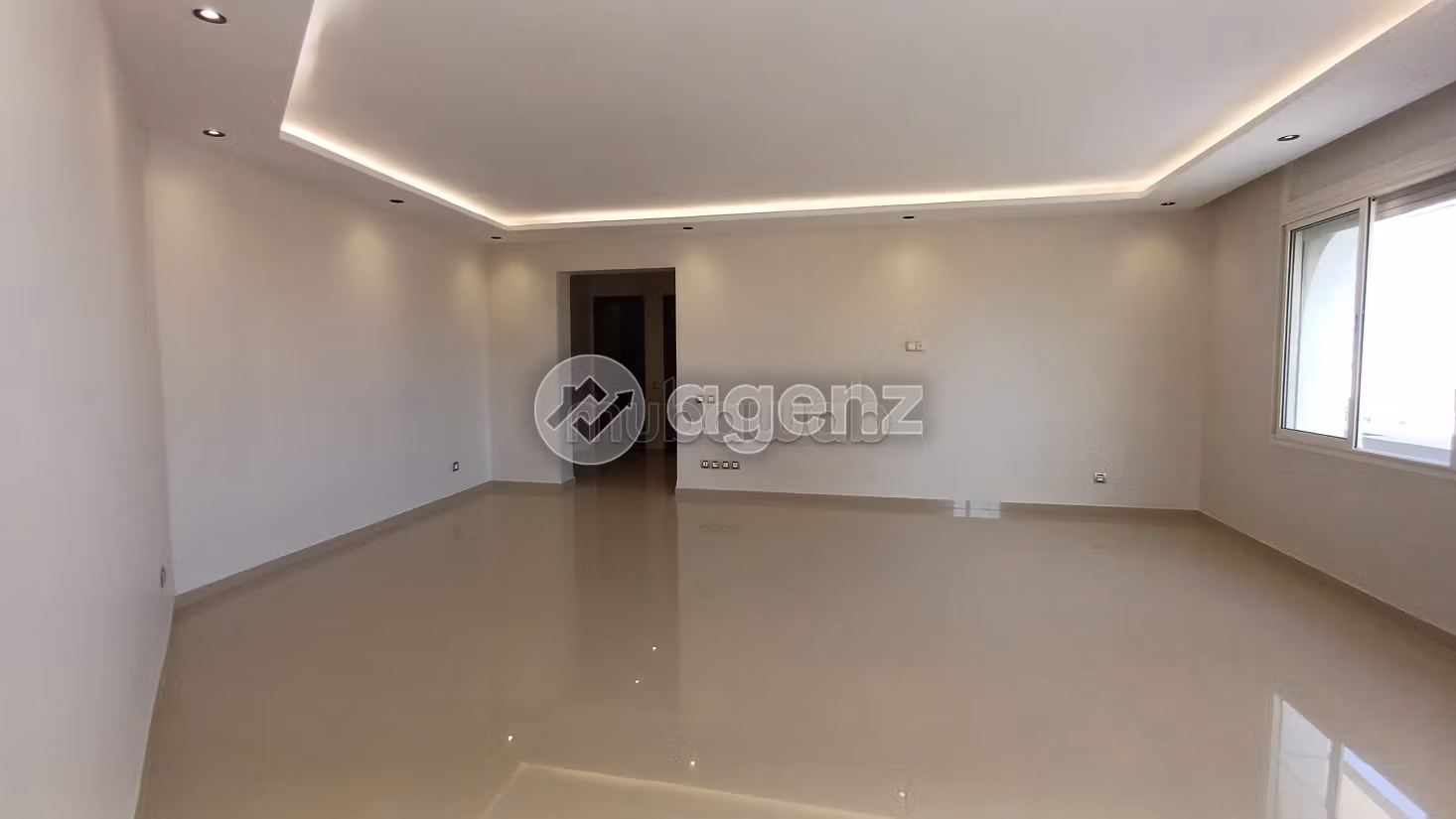 شقة للإيجار 124 م²، غرفتان في بورغون غرب الدار البيضاء