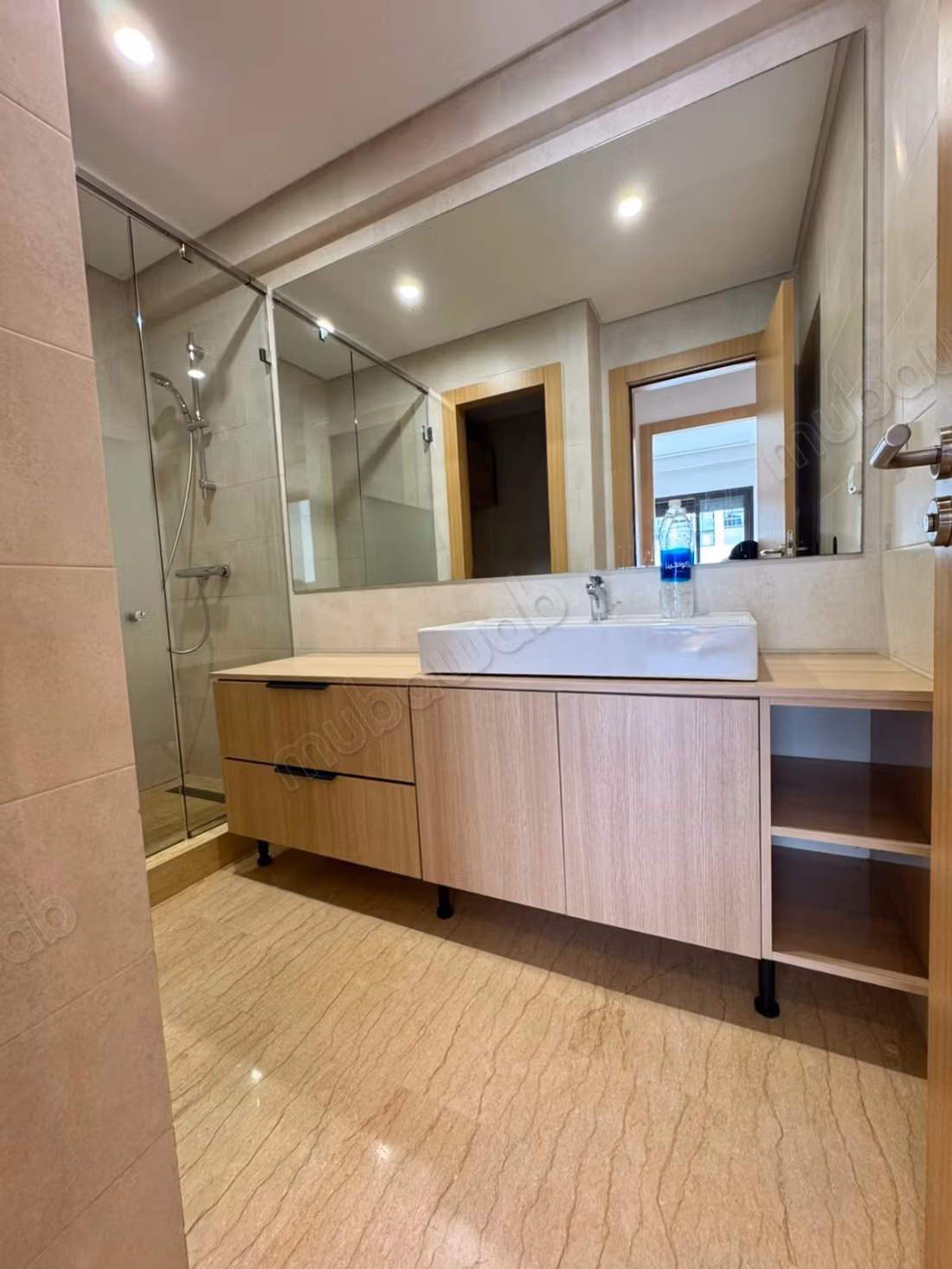 Appartement cfc vide 2 chambres