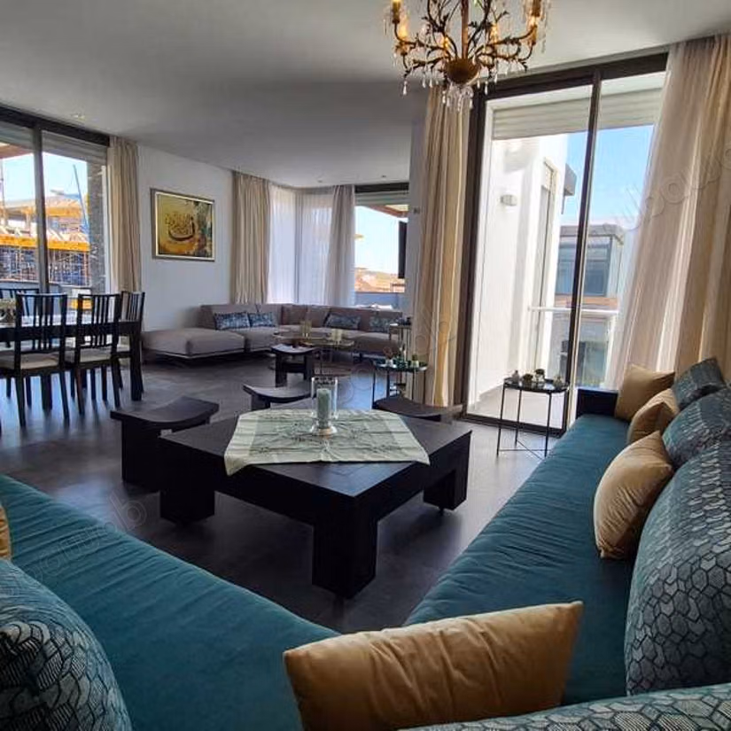 Appartement à Louer de 197.0 m² à Dar Bouazza, Tamaris1