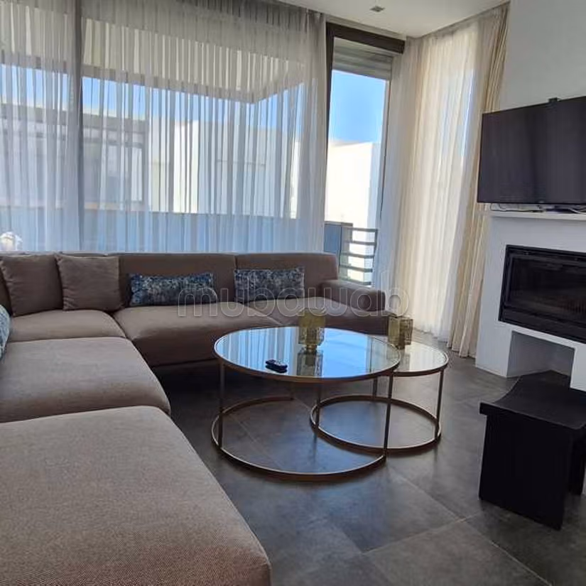Appartamento in Affitto di 197.0 m² a Dar Bouazza, Tamaris1