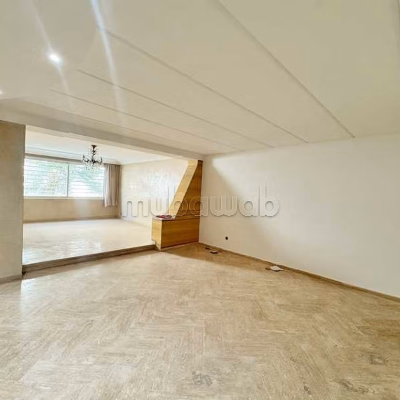 Appartement à Louer de 185.0 m² à Casablanca, Mers Sultan