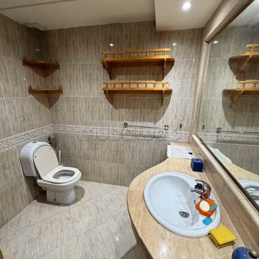 Appartement à Louer de 185.0 m² à Casablanca, Mers Sultan — 6