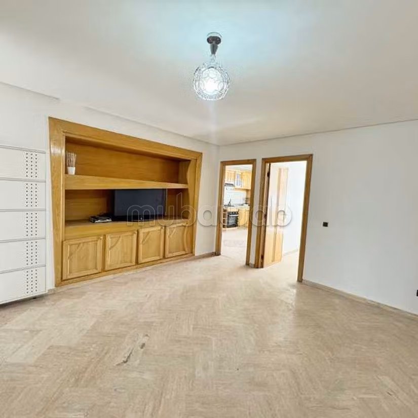 Appartement à Louer de 185.0 m² à Casablanca, Mers Sultan — 3